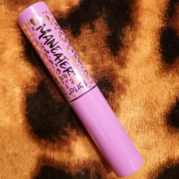 Name-Brand Makeup for a Reasonable Price! - Picture 2 of 7